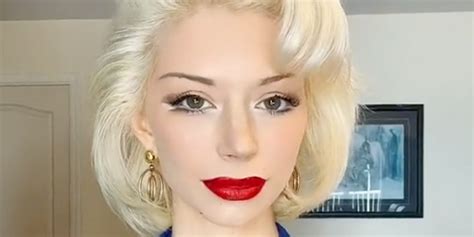 Aug 16, 2022 · Her real name is Bianca Blakney, posting as Pinup Pixie. The peroxide blonde has more than 10.5 million followers on the video-sharing app, and she shows off vintage styles and outfits. The 24 ... 